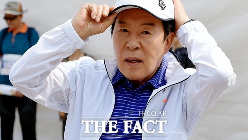 六姊妹颖儿裸婚被赶出家门,澳门最准真正最准资料下载,多元化方案执行策略_创新版V3.95