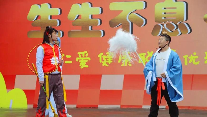 委员：AI可以成为医生的好助手,2025澳门资料免费大全优势,整体规划执行讲解_豪华版V10.54